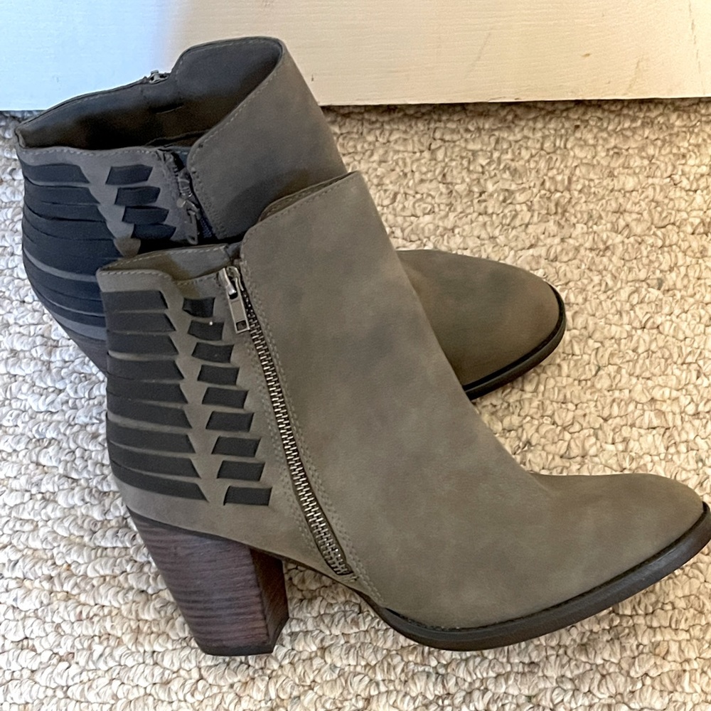 SUGAR brand grey suede booties size 9.5M